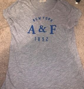 Abercrombie & Fitch Tee